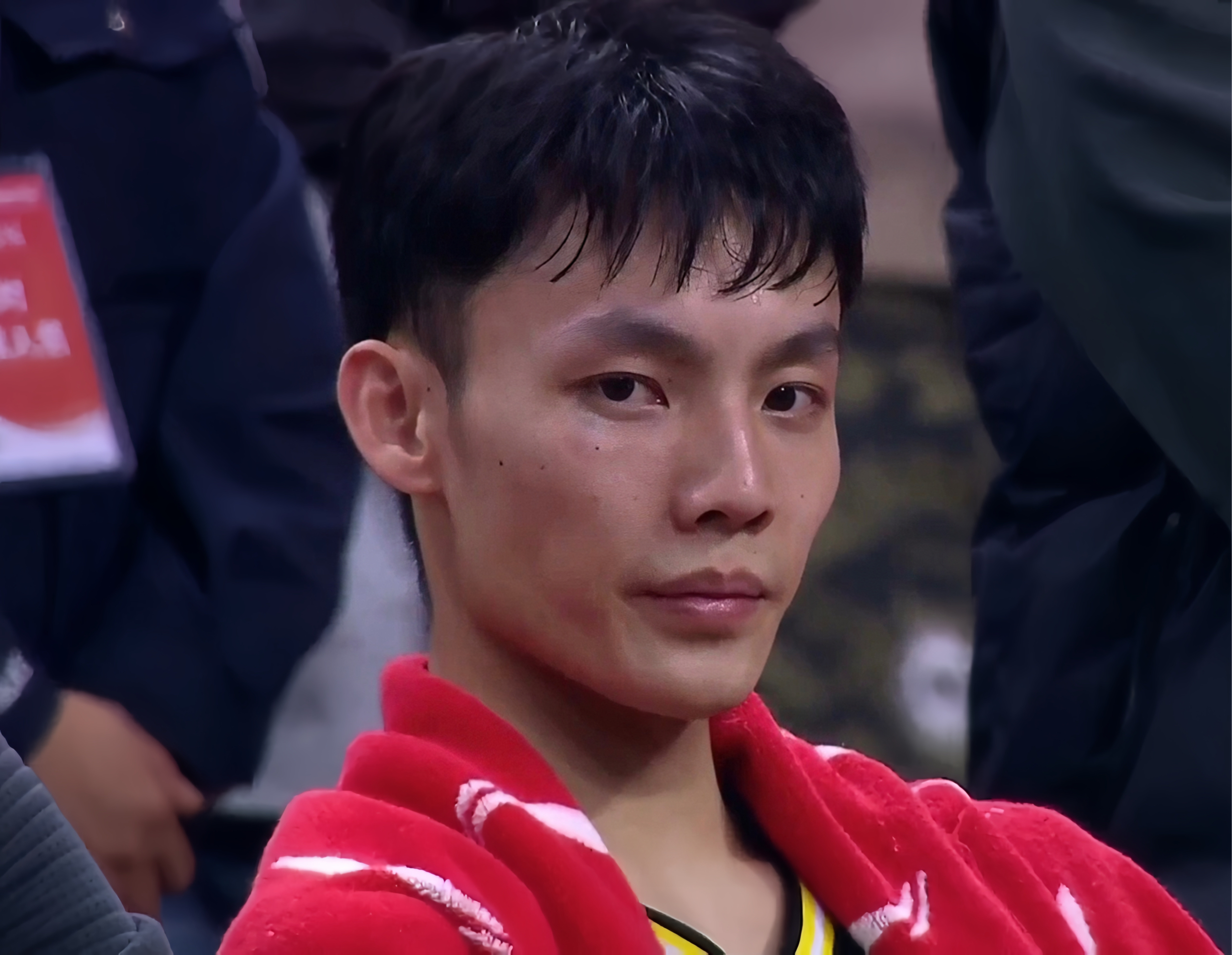 九游娱乐-篮球比赛结束，一方获得胜利
